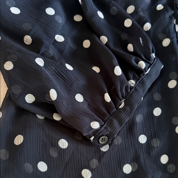 Flowy Sheer Polka Dot Women's Top. Three Quarter sleeves. Size M. - Picture 3 of 9
